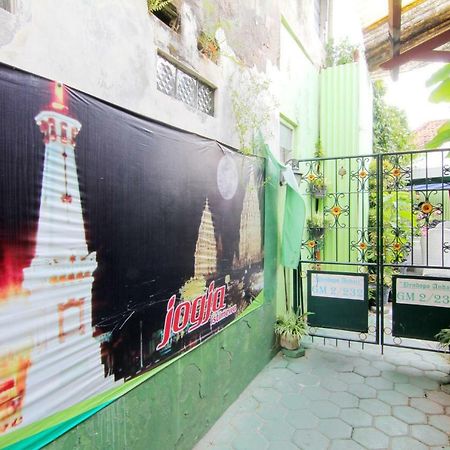 Pendopo Andari Homestay Γιογκιακάρτα Εξωτερικό φωτογραφία