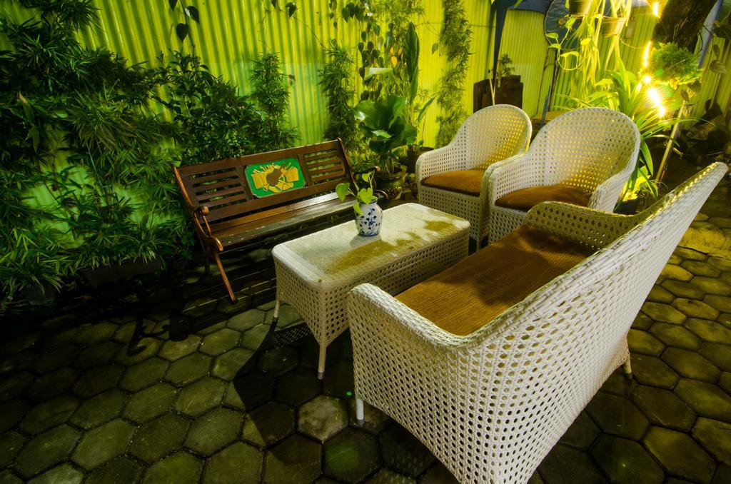 Pendopo Andari Homestay Γιογκιακάρτα Εξωτερικό φωτογραφία