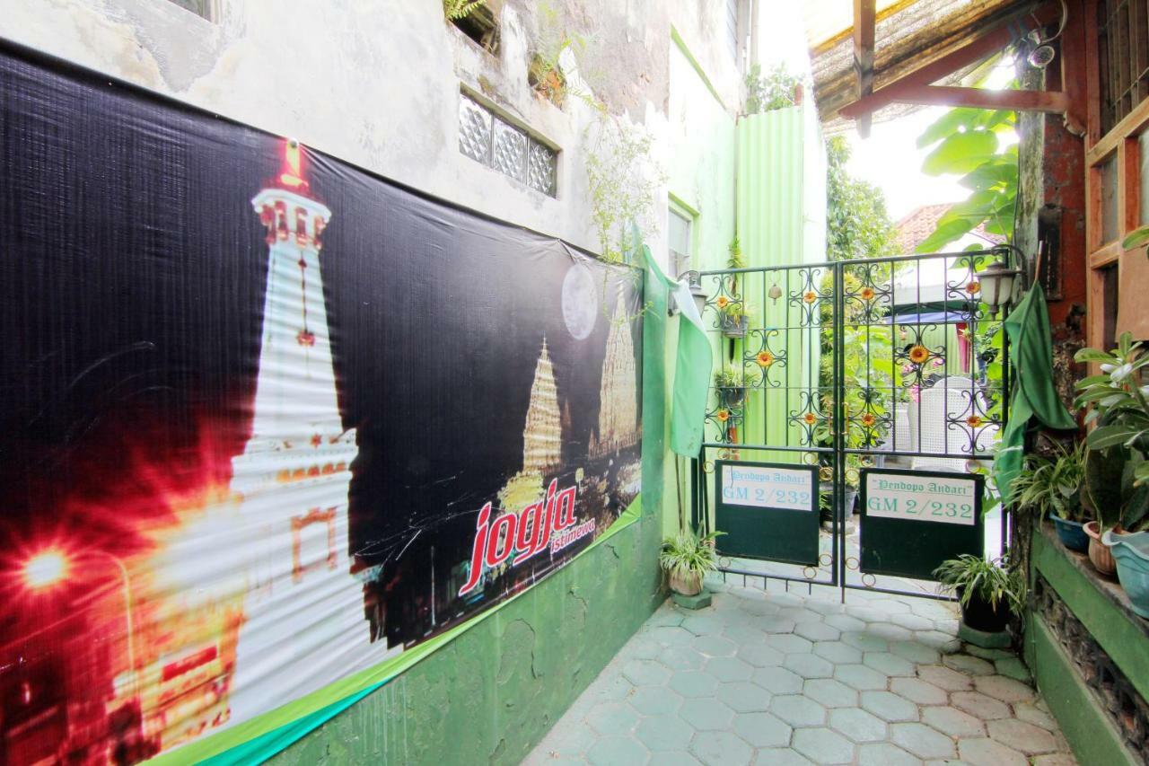 Pendopo Andari Homestay Γιογκιακάρτα Εξωτερικό φωτογραφία