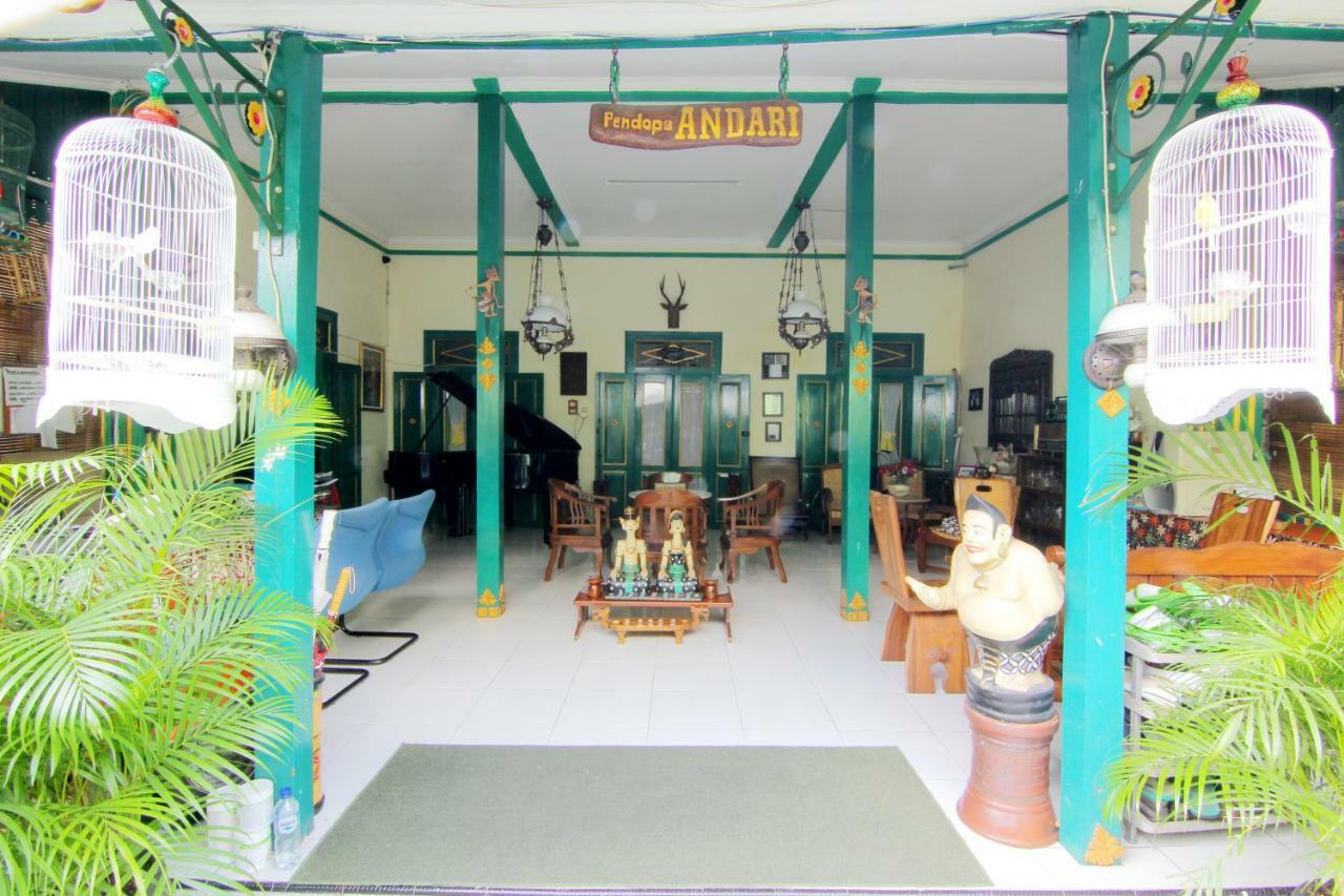 Pendopo Andari Homestay Γιογκιακάρτα Εξωτερικό φωτογραφία