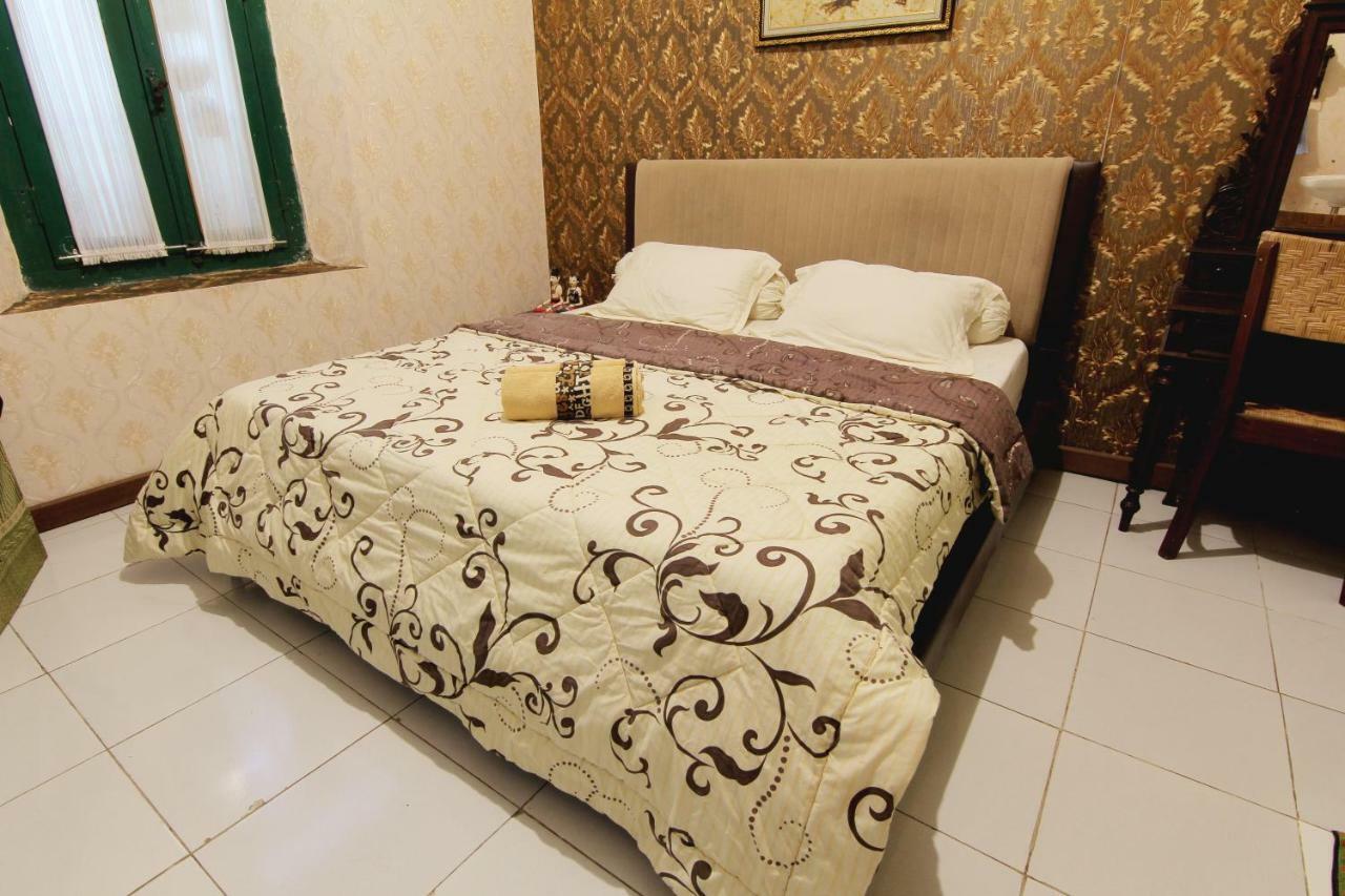 Pendopo Andari Homestay Γιογκιακάρτα Εξωτερικό φωτογραφία