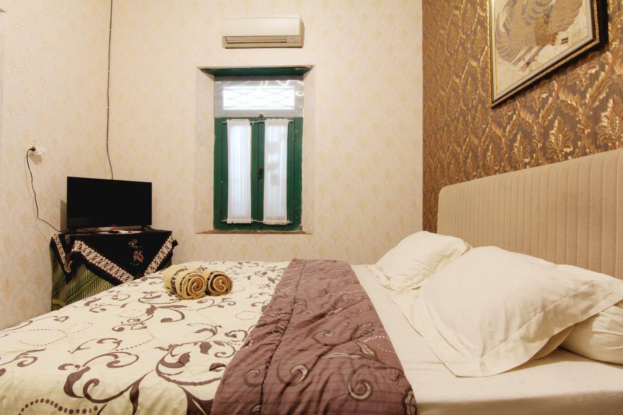 Pendopo Andari Homestay Γιογκιακάρτα Εξωτερικό φωτογραφία